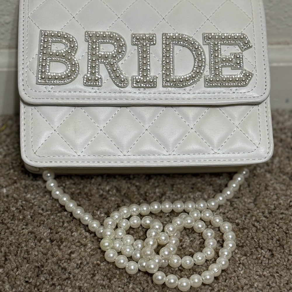 Elegant White Bride Bag